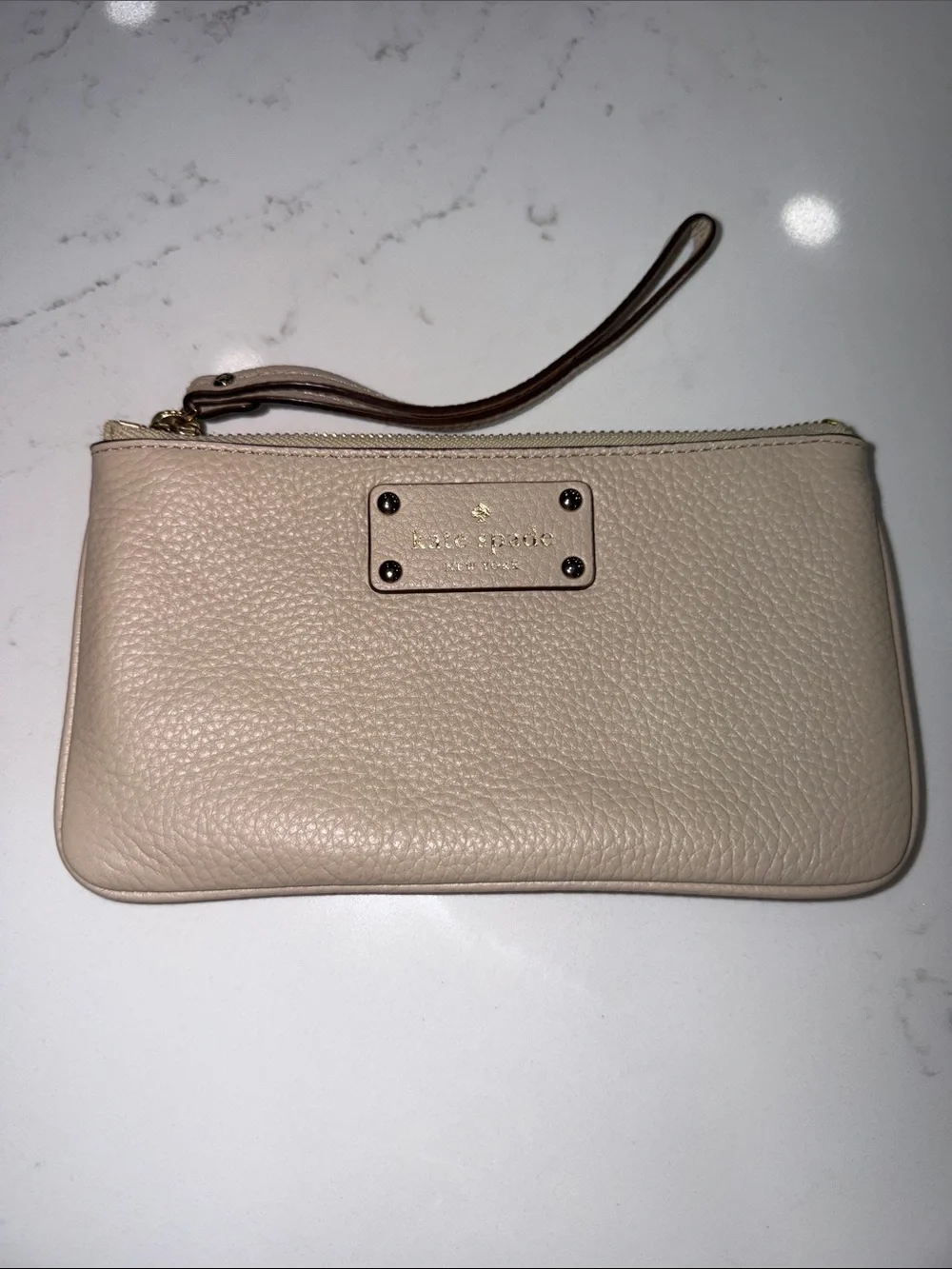 kate spade Pebbled Leather Wristlet - Light Beige